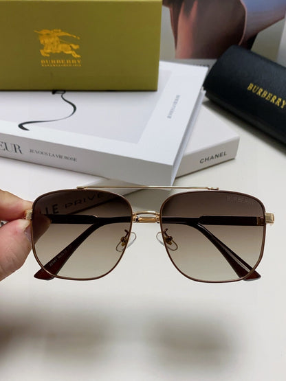 Burberry Polarized Fashion Silver Lens Sunglasses for Men - 358593 - detail image 2