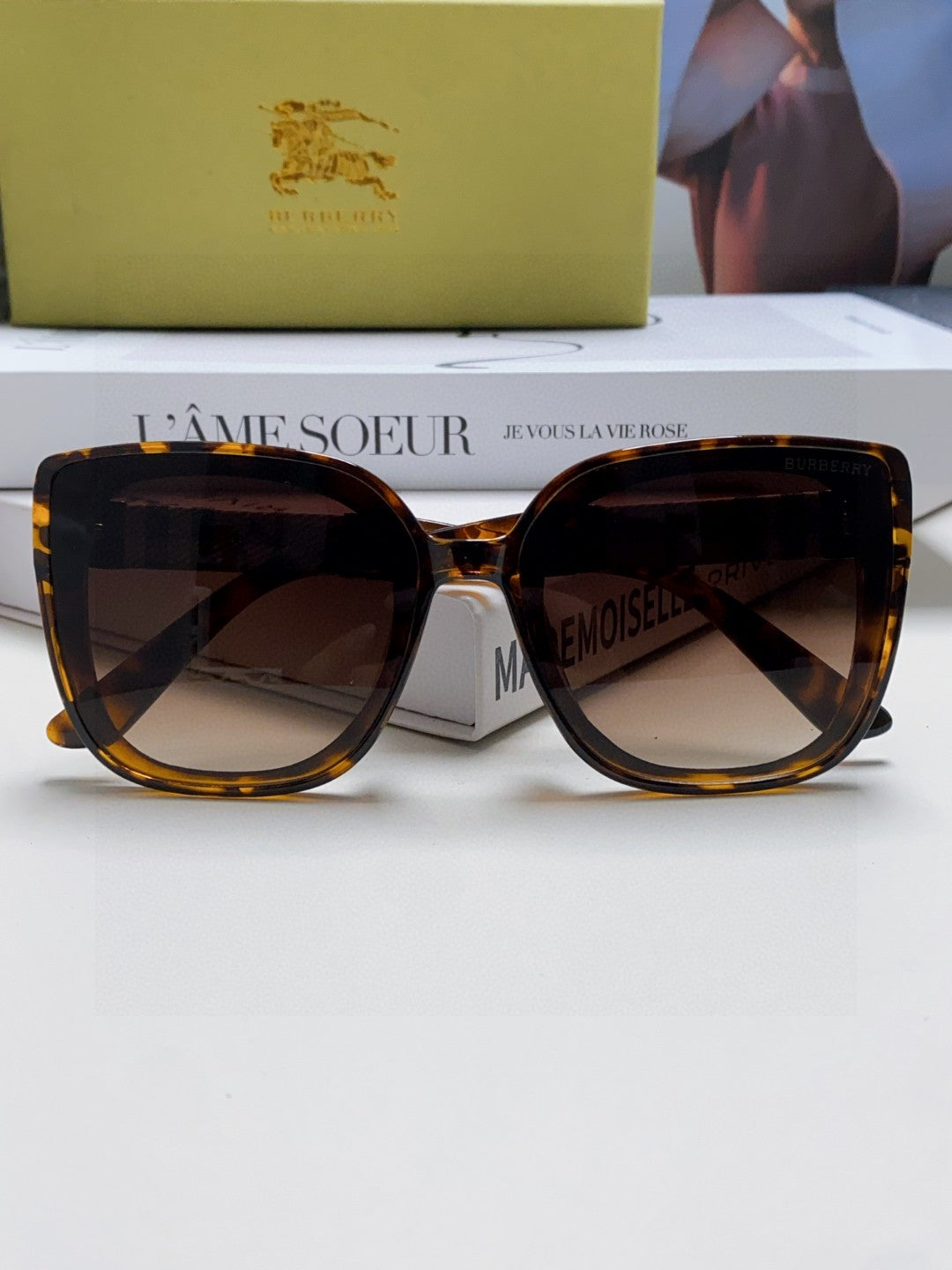 Burberry Oversized Black Lens Sunglasses for Men & Women - 358595 - detail image 6