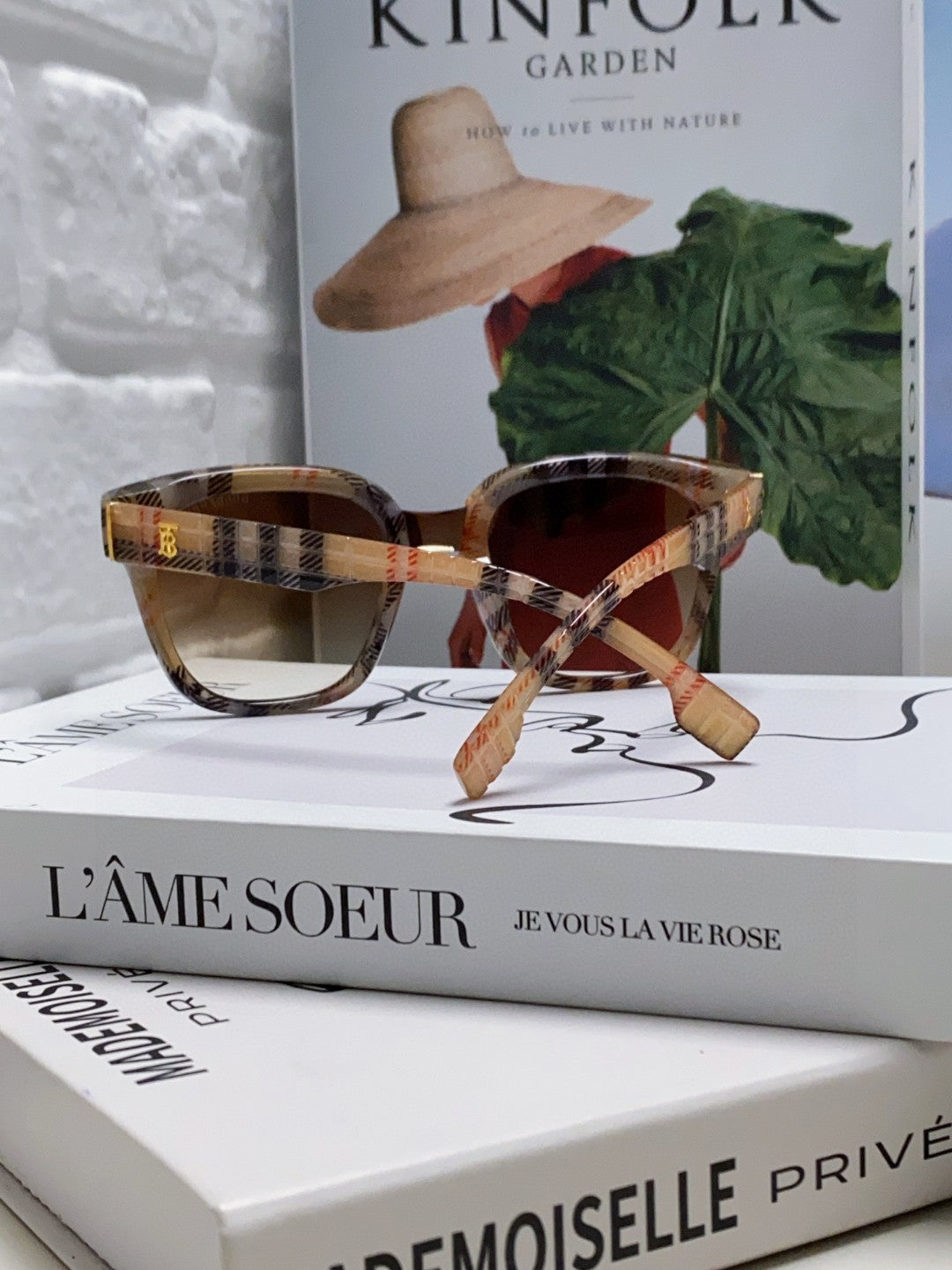 Burberry BE5446 Fashion Brown Lens Sunglasses for Men & Women - 358597 - detail image 2
