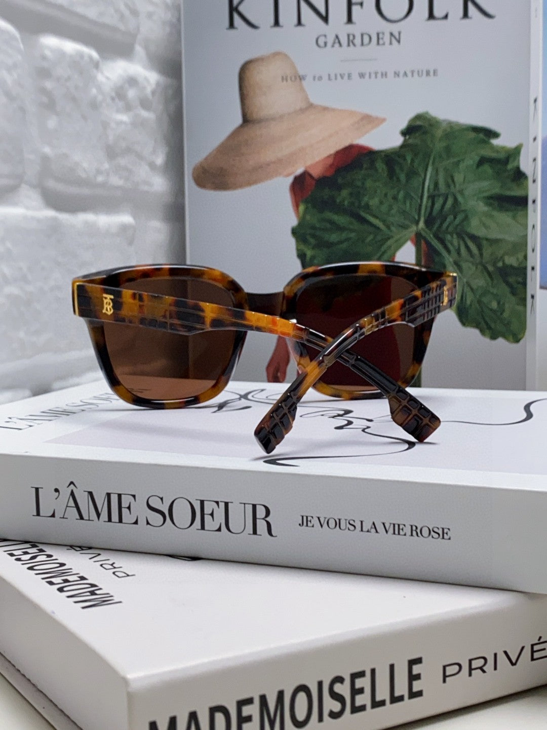 Burberry BE5446 Fashion Red Lens Sunglasses for Men & Women - 449612 - detail image 2