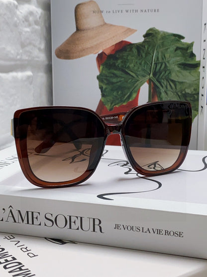 Burberry Oversized Black Lens Sunglasses for Men & Women - 449596