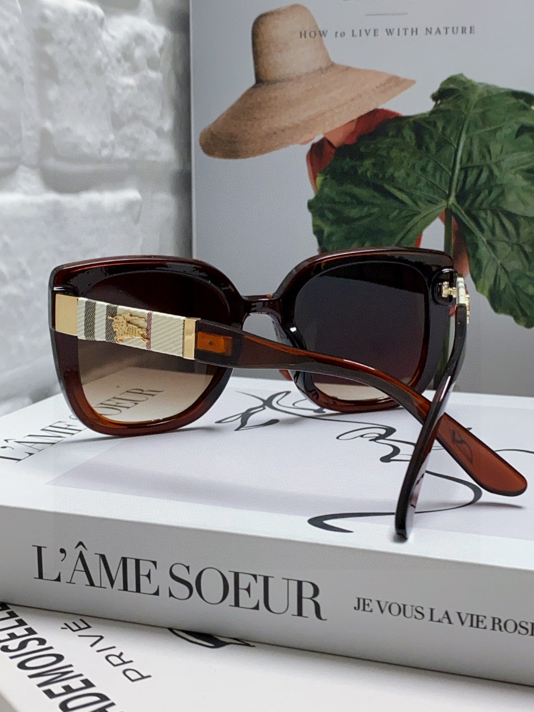 Burberry Oversized Black Lens Sunglasses for Men & Women - 449596 - detail image 2