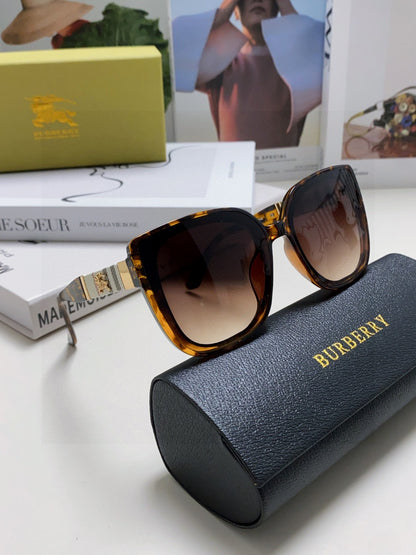 Burberry Oversized Black Lens Sunglasses for Men & Women - 449597 - detail image 7
