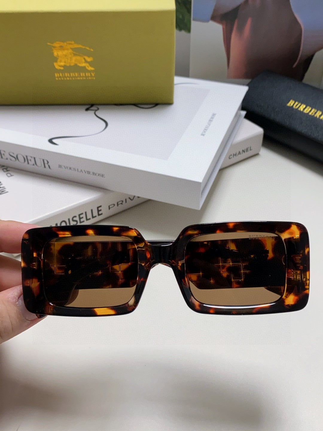 Burberry Square Gray Lens Sunglasses for Men & Women - 416064 - detail image 3