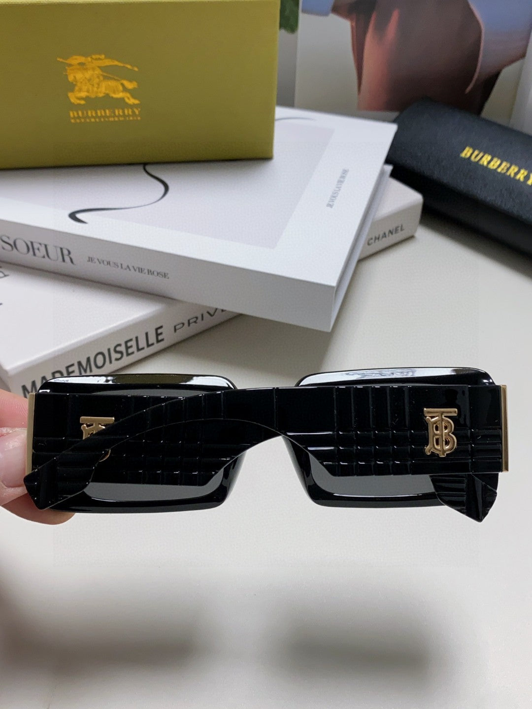 Burberry Square Gray Lens Sunglasses for Men & Women - detail image 4