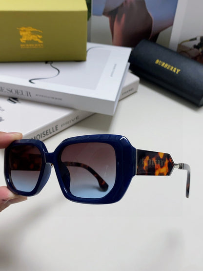 Burberry Rectangular Gray Lens Sunglasses for Men & Women - detail image 5