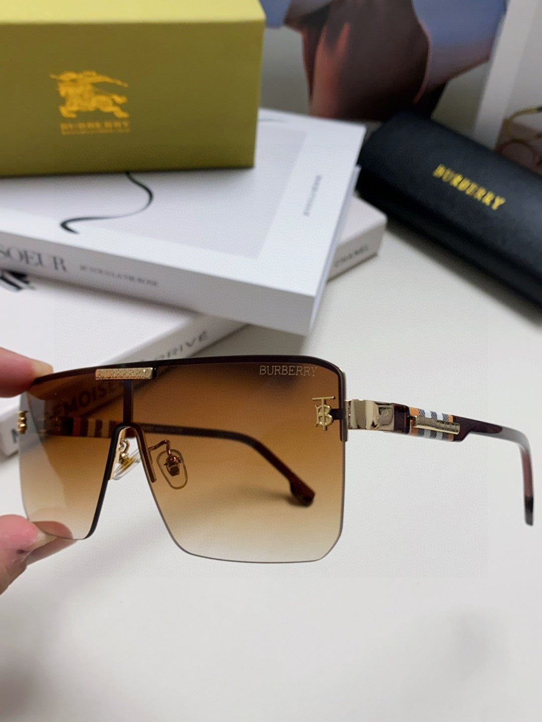 Burberry Fashion Brown Lens Sunglasses for Men - 416069 - detail image 5