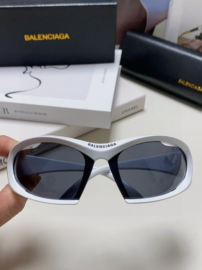 Balenciaga BB0318S Fashion Blue Lens Sunglasses for Men & Women - 382923 - detail image 3