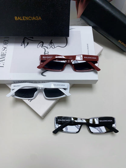 Balenciaga Rectangular Gray Lens Sunglasses for Men & Women - 382921 - detail image 8