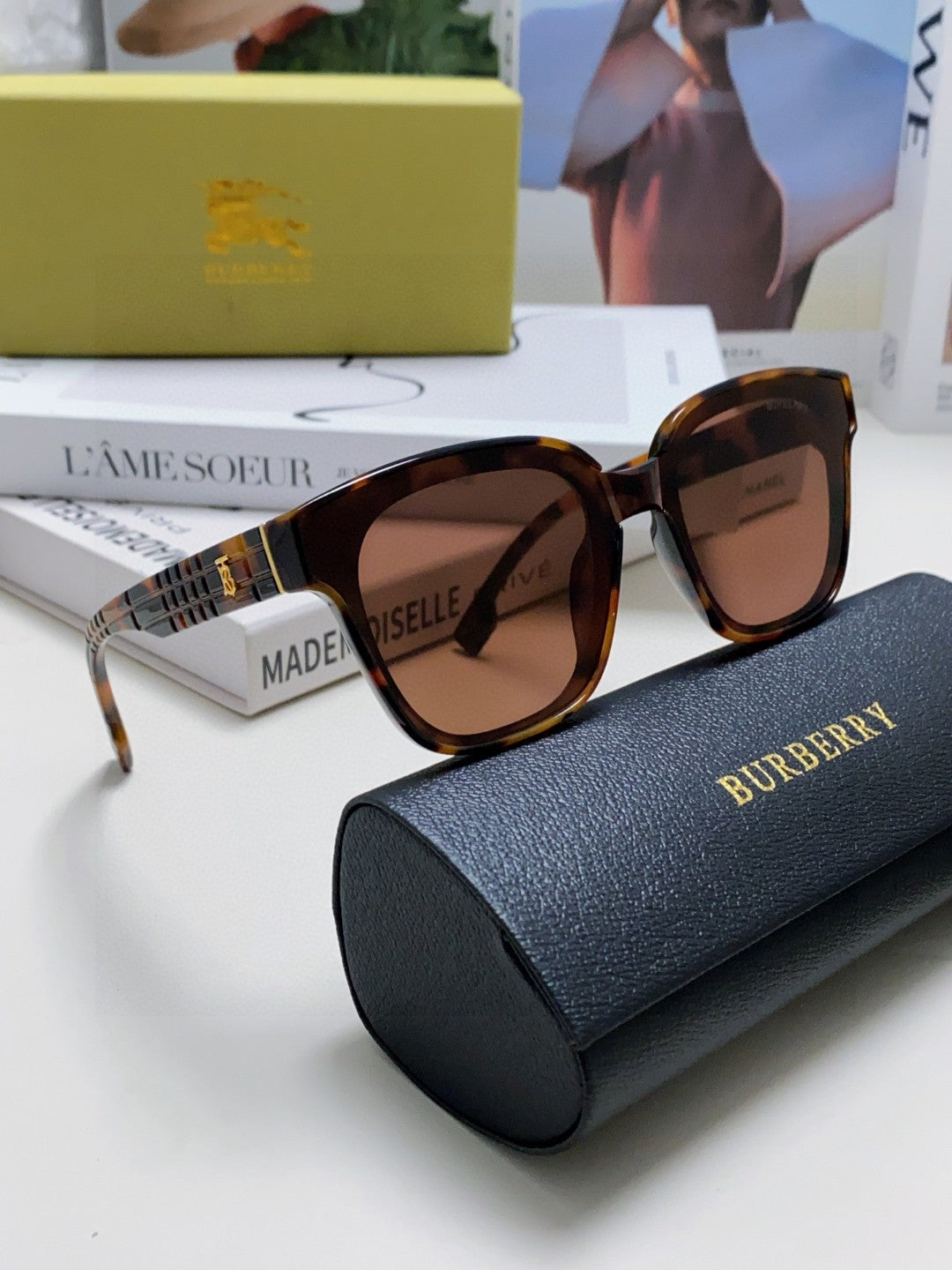 Burberry BE5446 Fashion Red Lens Sunglasses for Men & Women - 399095 - detail image 7