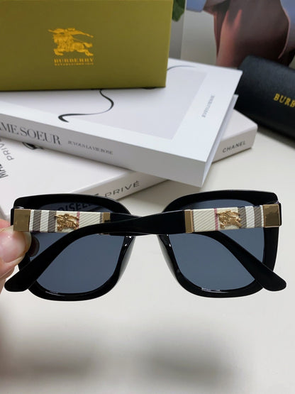 Burberry Oversized Black Lens Sunglasses for Men & Women - 449599 - detail image 4