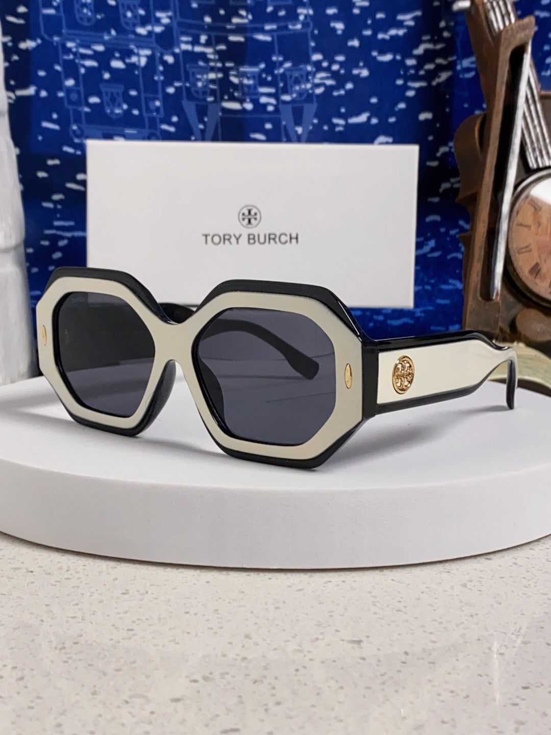 Burberry Fashion Silver Lens Sunglasses for Men & Women - 399125