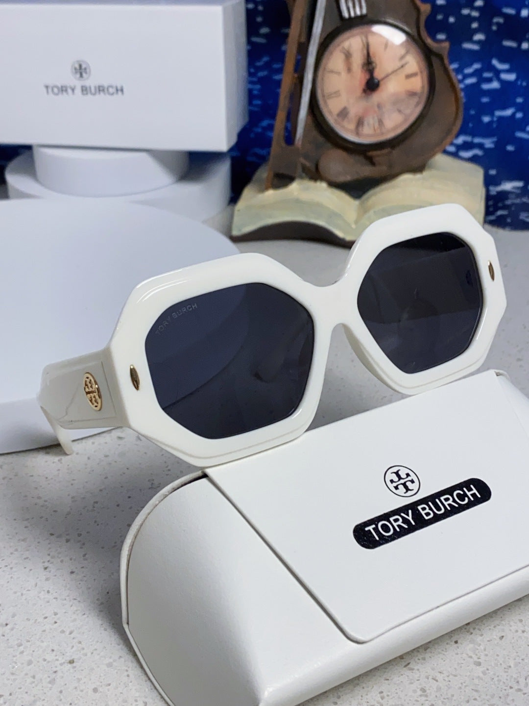 Burberry Fashion Silver Lens Sunglasses for Men & Women - 432464 - detail image 10