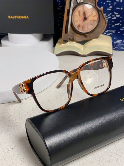 Balenciaga Folding Square Red Lens Sunglasses for Men & Women - detail image 9
