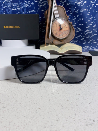 Balenciaga Folding Square Gold Lens Sunglasses for Men & Women - detail image 10