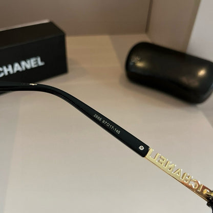 Chanel Oversized Silver Lens Sunglasses for Men & Women - 493574 - detail image 8