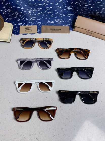 Burberry Folding Fashion Silver Lens Sunglasses for Men & Women - 432410 - detail image 11