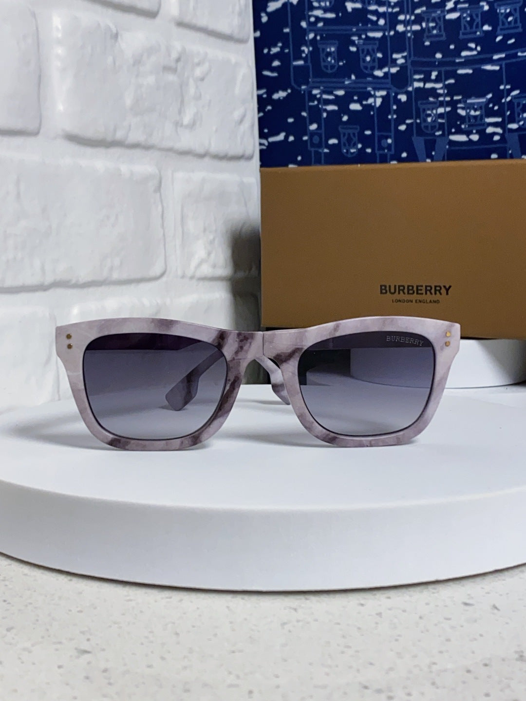 Burberry Folding Fashion Silver Lens Sunglasses for Men & Women - 998319 - detail image 2