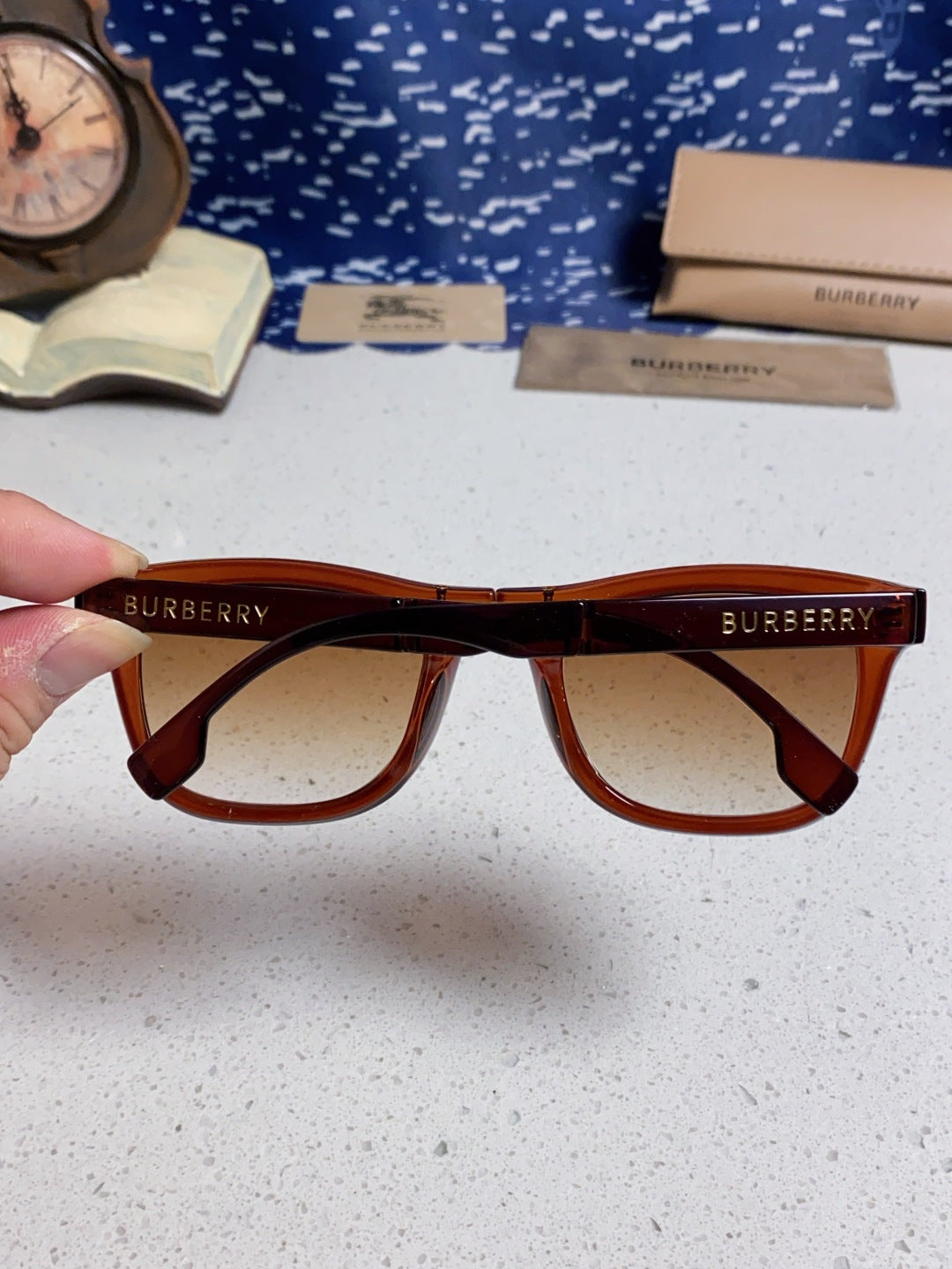 Burberry Folding Fashion Red Lens Sunglasses for Men & Women - detail image 5