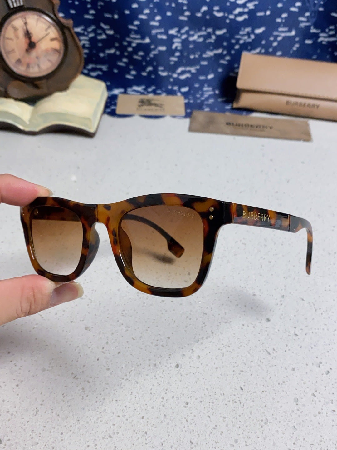 Burberry Folding Fashion Brown Lens Sunglasses for Men & Women - 432413 - detail image 6