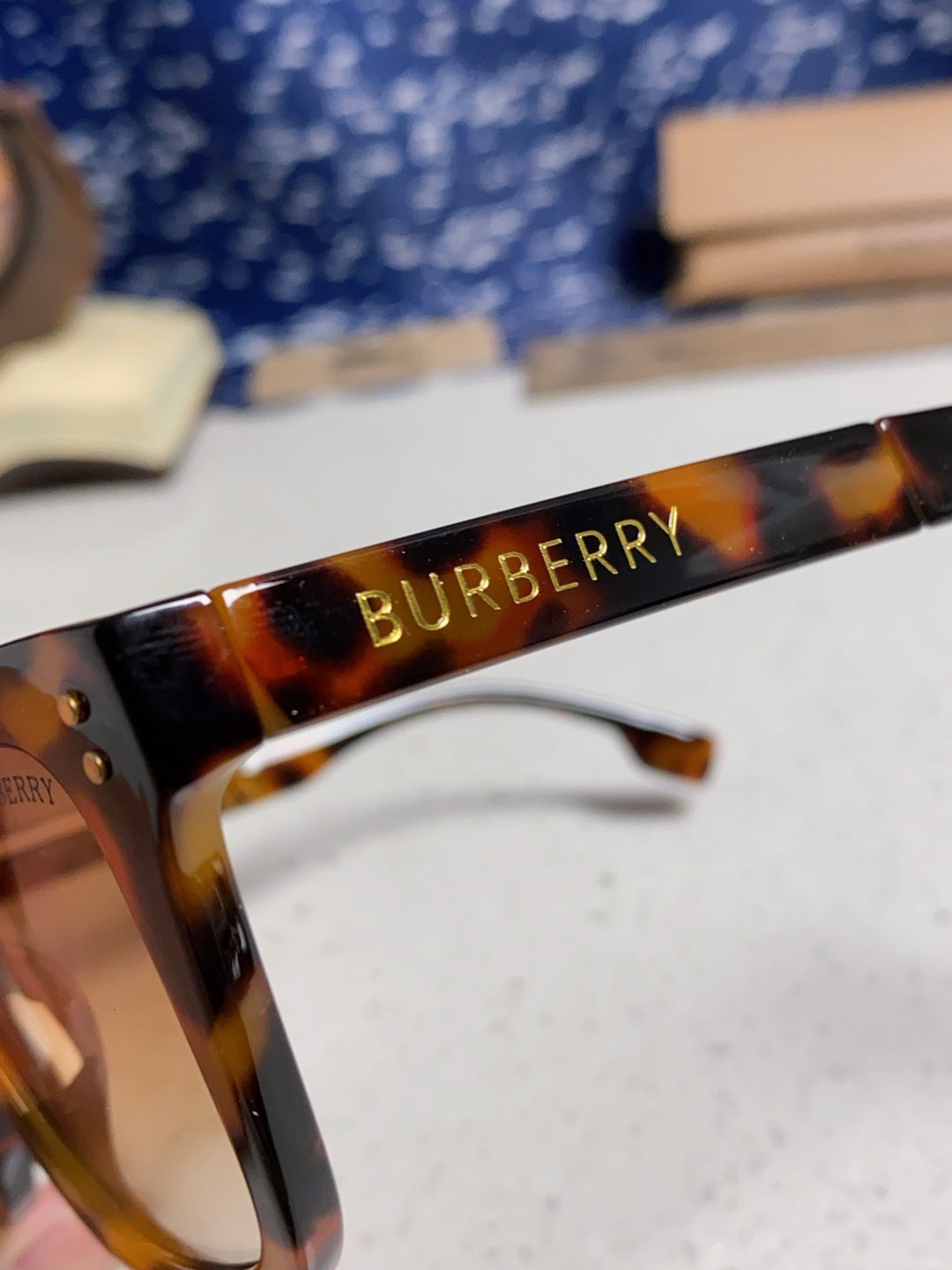 Burberry Folding Fashion Brown Lens Sunglasses for Men & Women - 432413 - detail image 7