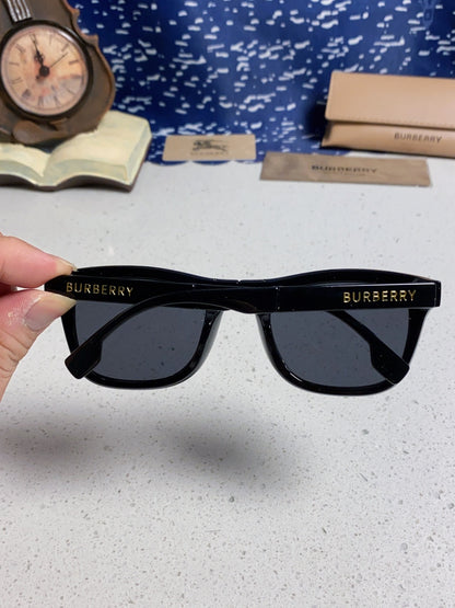 Burberry Folding Fashion Gray Lens Sunglasses for Men & Women - 998324 - detail image 5
