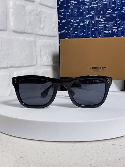 Burberry Folding Fashion Gray Lens Sunglasses for Men & Women - 998324 - detail image 2