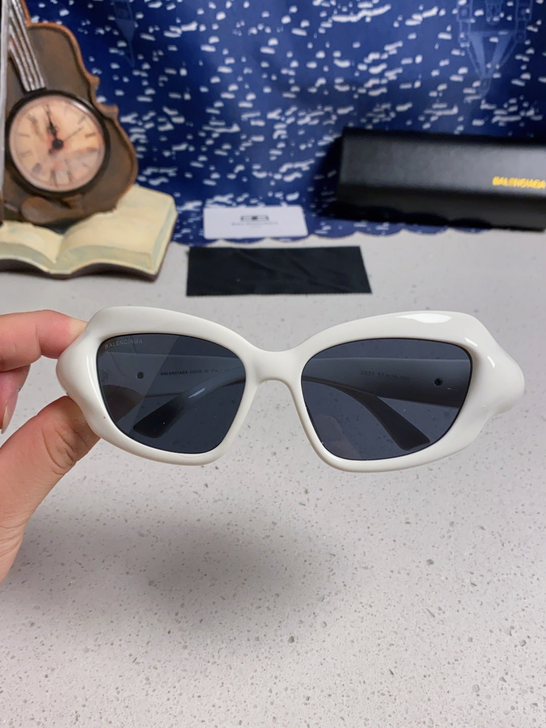Balenciaga Oversized Silver Lens Sunglasses for Women - 358631 - detail image 4