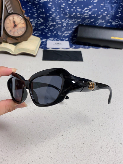 Balenciaga Oversized Brown Lens Sunglasses for Women - 432533 - detail image 7