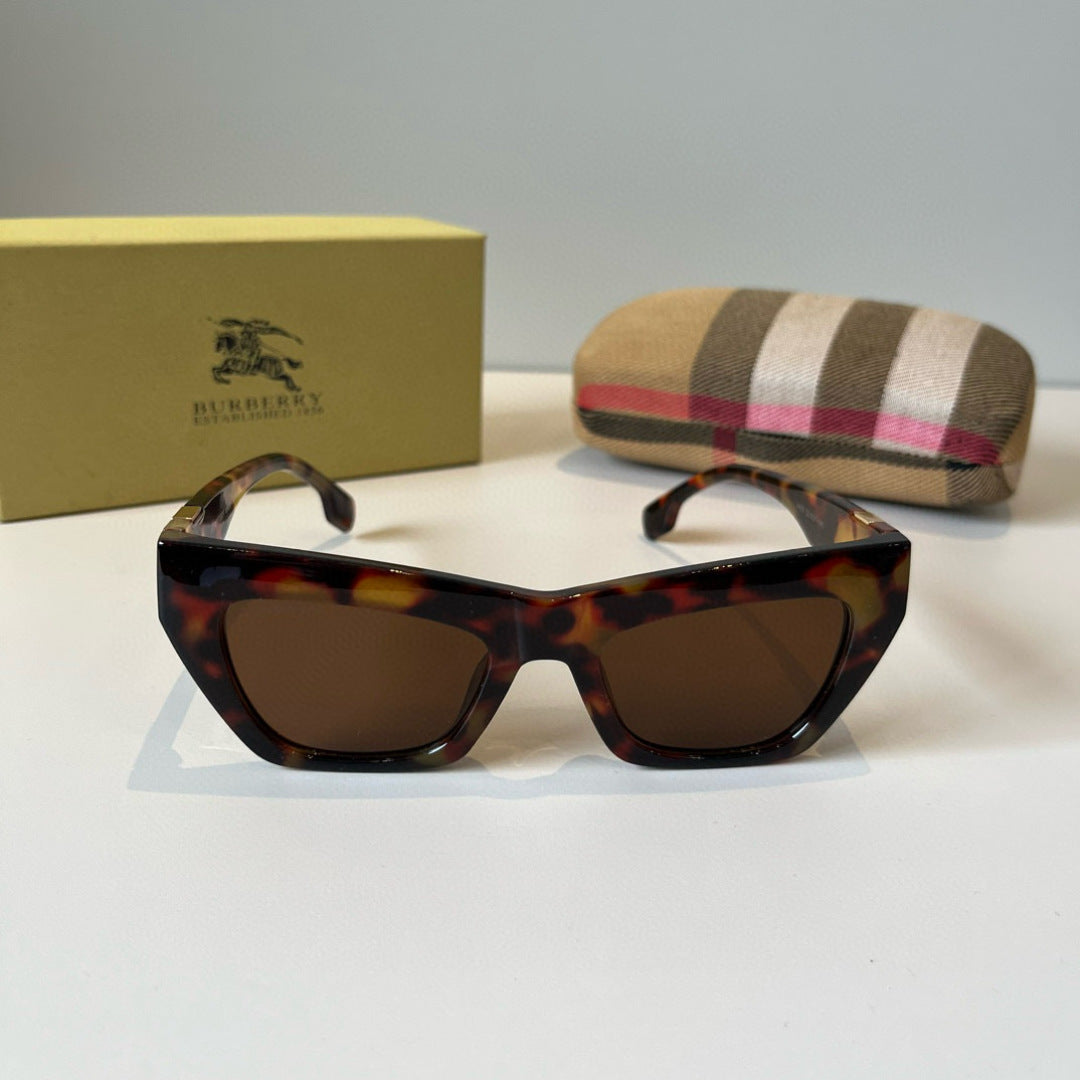 Burberry Fashion Black Lens Sunglasses for Men & Women - 358624 - detail image 2