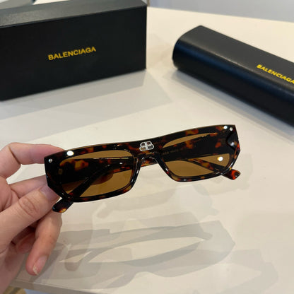Balenciaga Rectangular Brown Lens Sunglasses for Men & Women - 487545 - detail image 4