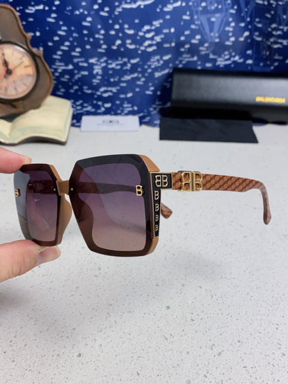 Balenciaga Square Gray Lens Sunglasses for Men & Women - 867211 - detail image 6