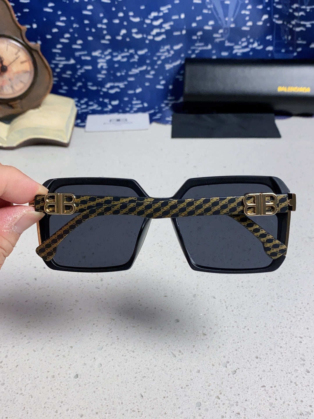 Balenciaga Square Gray Lens Sunglasses for Men & Women - 416115 - detail image 5