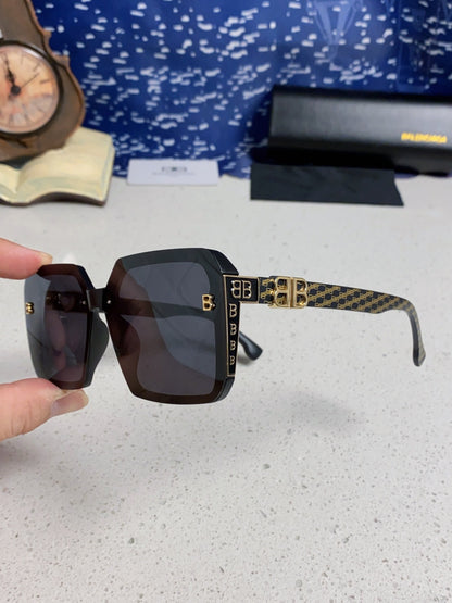 Balenciaga Square Gray Lens Sunglasses for Men & Women - 867213 - detail image 6