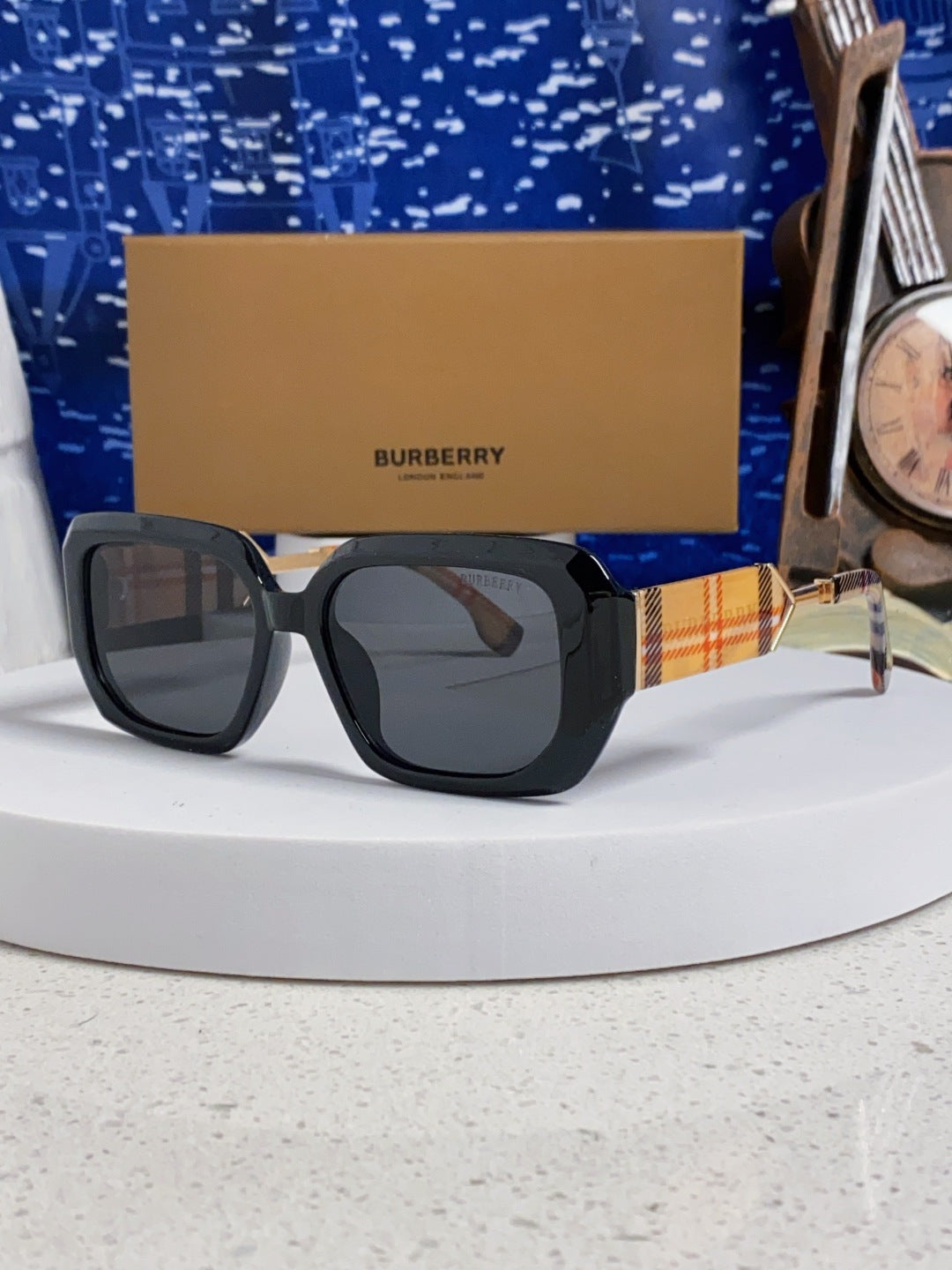 Burberry Rectangular Black Lens Sunglasses for Men & Women - 416080
