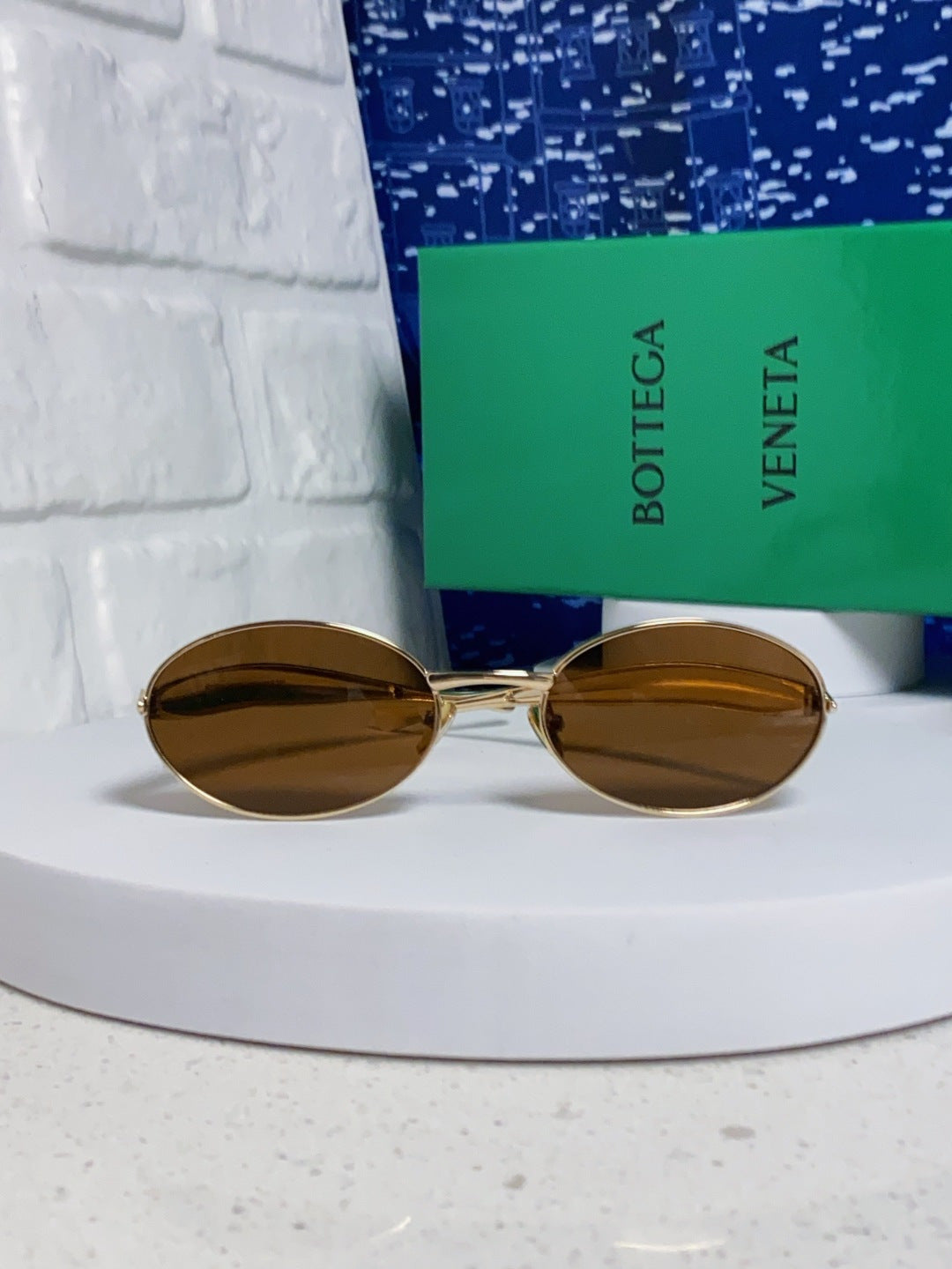 Bottega Veneta BV1386 Oval Brown Lens Sunglasses for Men & Women - 416444 - detail image 2