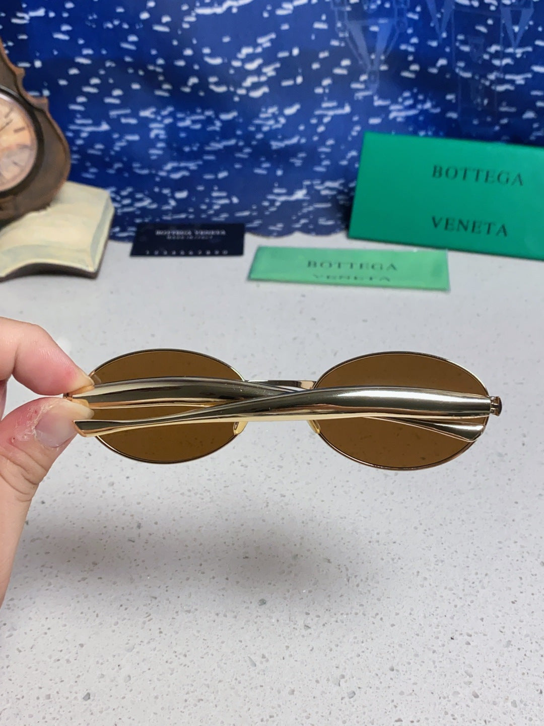 Bottega Veneta BV1386 Oval Brown Lens Sunglasses for Men & Women - 416444 - detail image 5