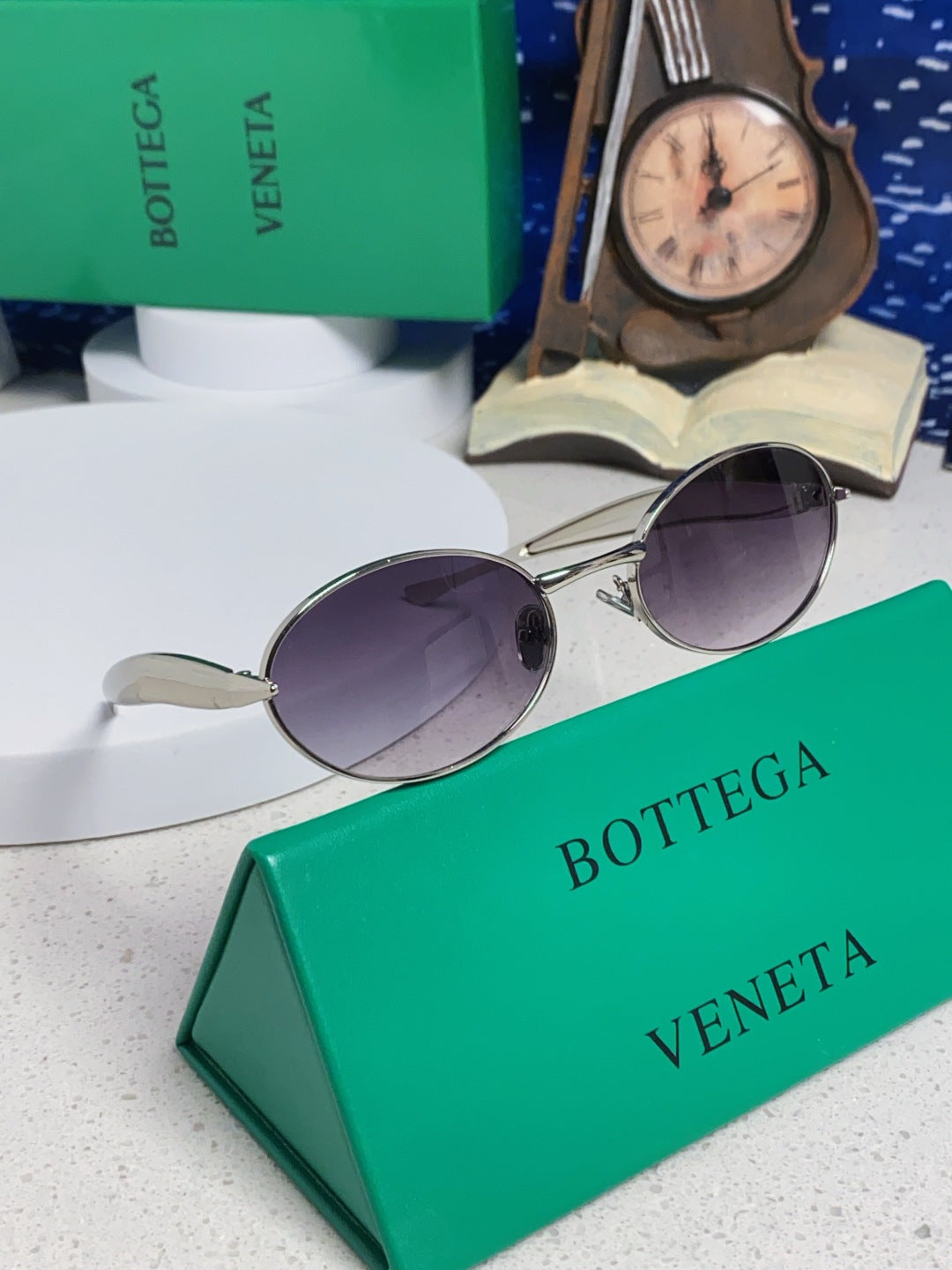 Bottega Veneta BV1386 Oval Silver Lens Sunglasses for Men & Women - 416445 - detail image 9