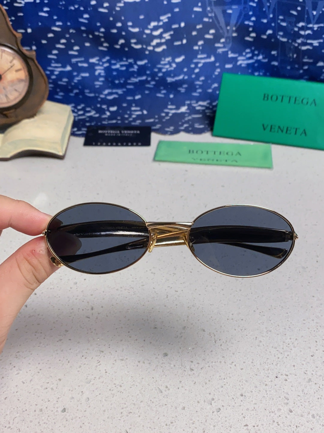 Bottega Veneta BV1386 Oval Blue Lens Sunglasses for Men & Women - 416446 - detail image 4