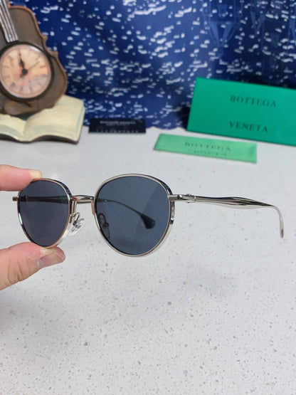 Bottega Veneta BV1396 Metal Oval Blue Lens Sunglasses for Men & Women - 358861 - detail image 6