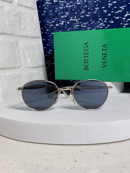 Bottega Veneta BV1396 Metal Oval Blue Lens Sunglasses for Men & Women - 358861 - detail image 2