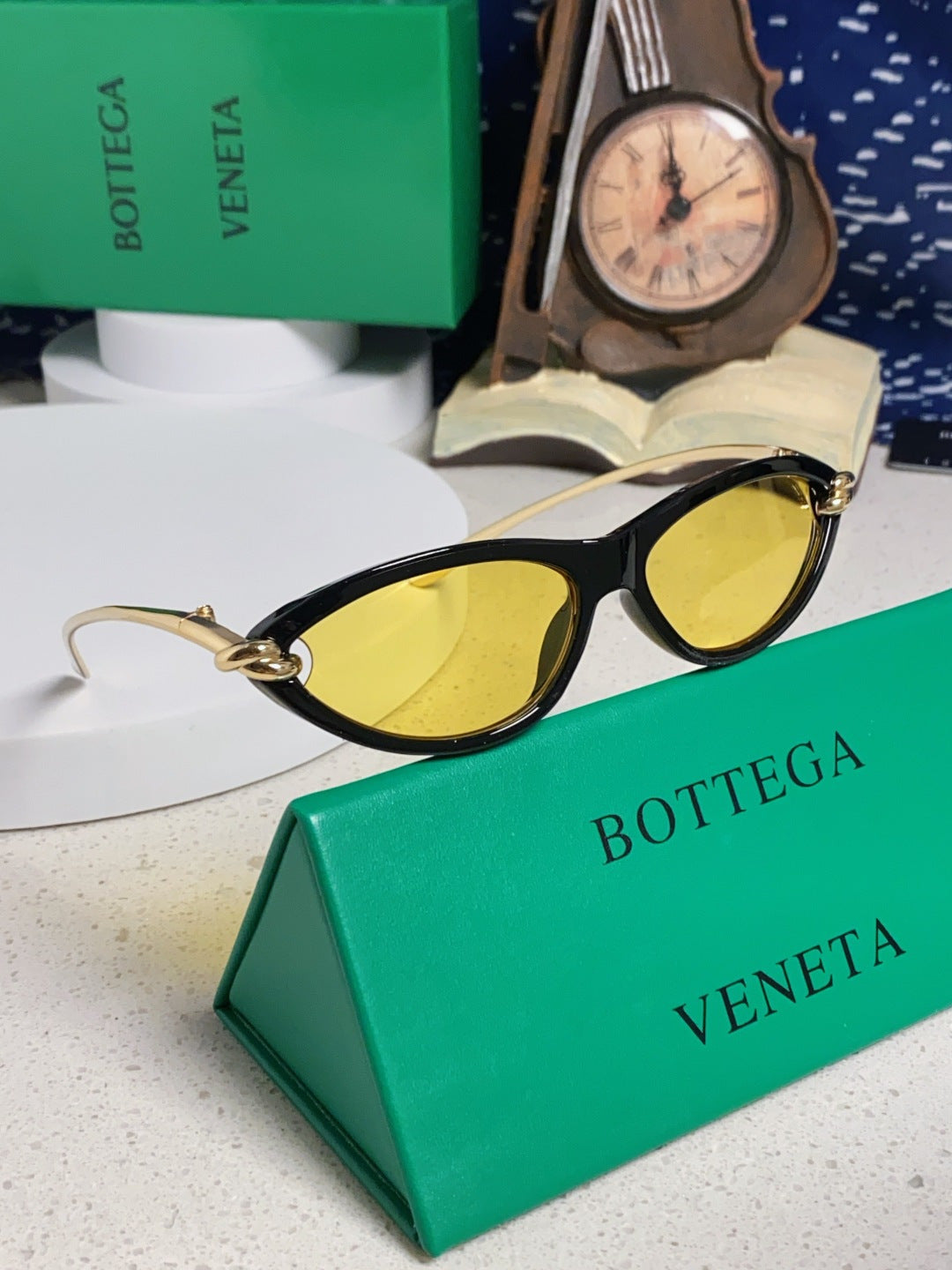 Bottega Veneta BV1390 Cat-Eye Yellow Lens Sunglasses for Women - 358863 - detail image 9