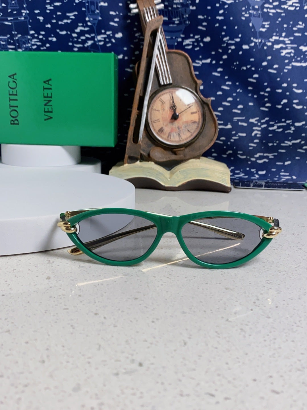 Bottega Veneta BV1390 Cat-Eye Green Lens Sunglasses for Women - 358864 - detail image 8