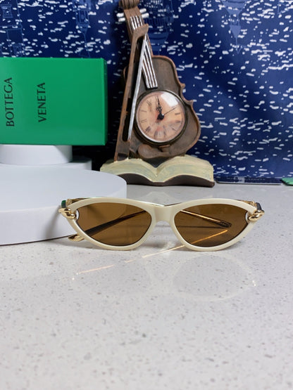 Bottega Veneta BV1390 Cat-Eye Brown Lens Sunglasses for Women - 358865 - detail image 8