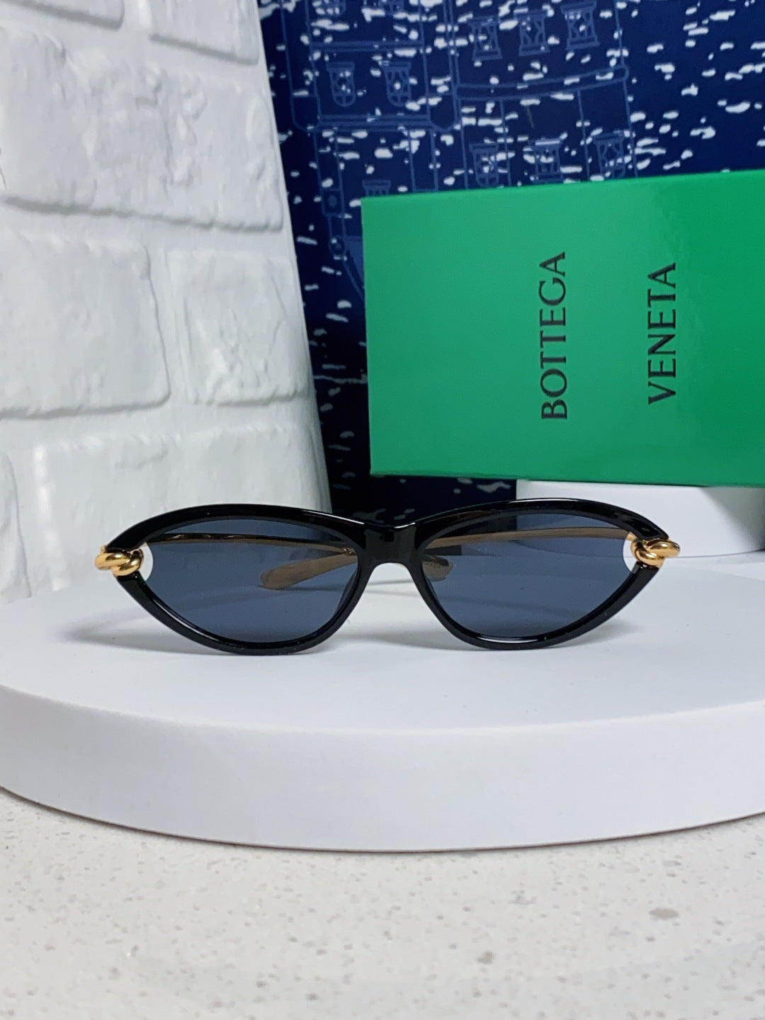 Bottega Veneta BV1390 Cat-Eye Blue Lens Sunglasses for Women - 358867 - detail image 2