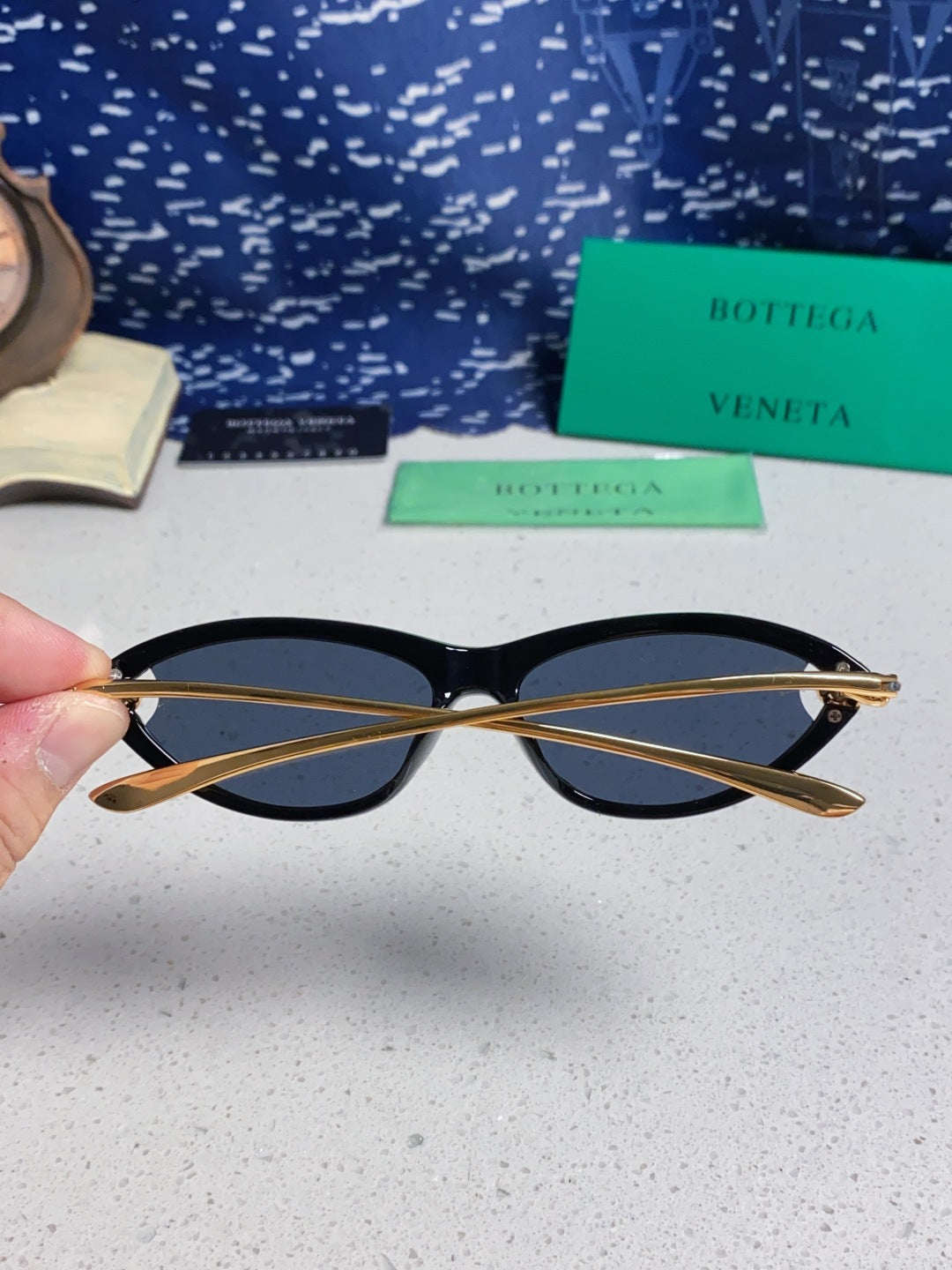 Bottega Veneta BV1390 Cat-Eye Blue Lens Sunglasses for Women - 358867 - detail image 5