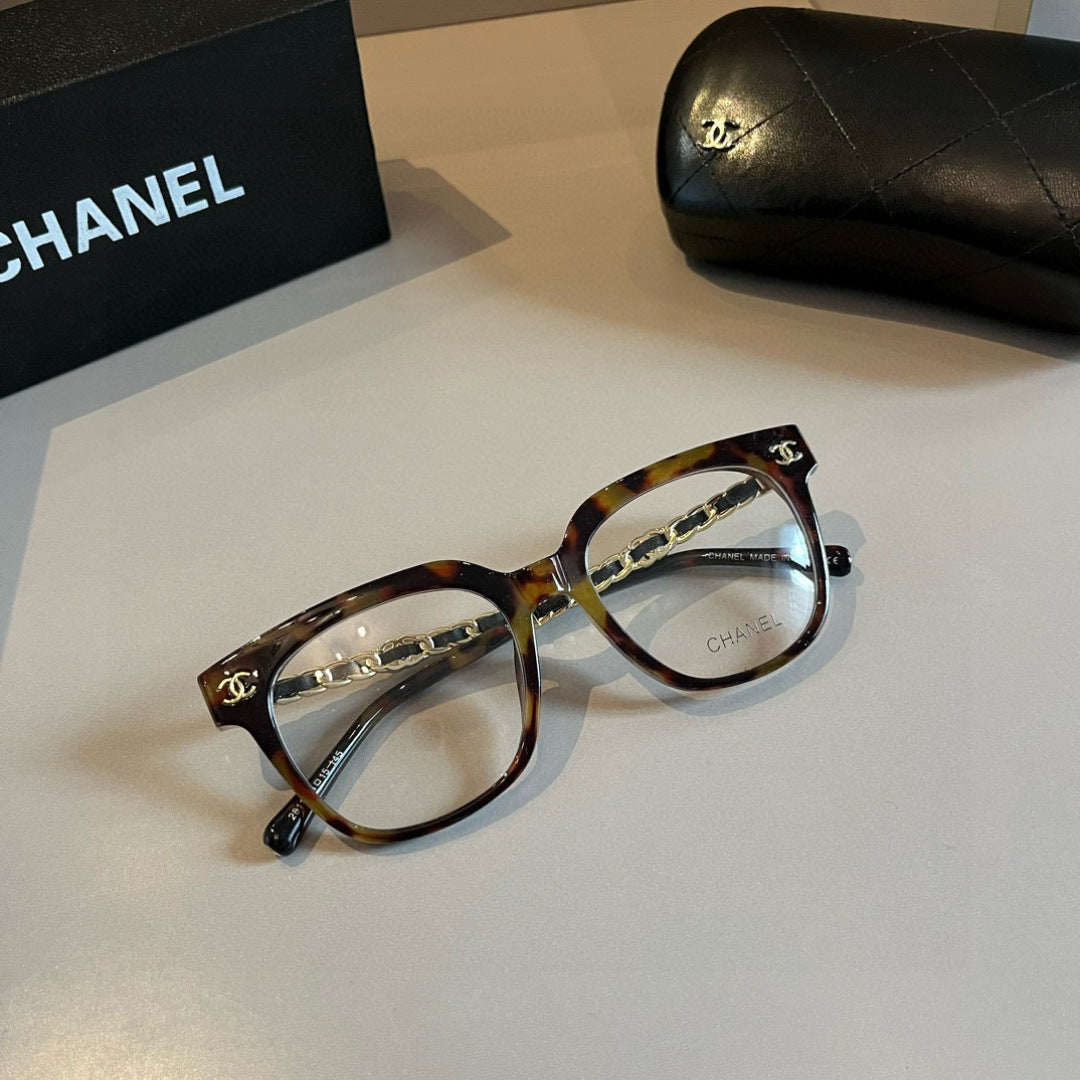 Chanel Oversized Silver Lens Sunglasses for Men & Women - 493544 - detail image 7