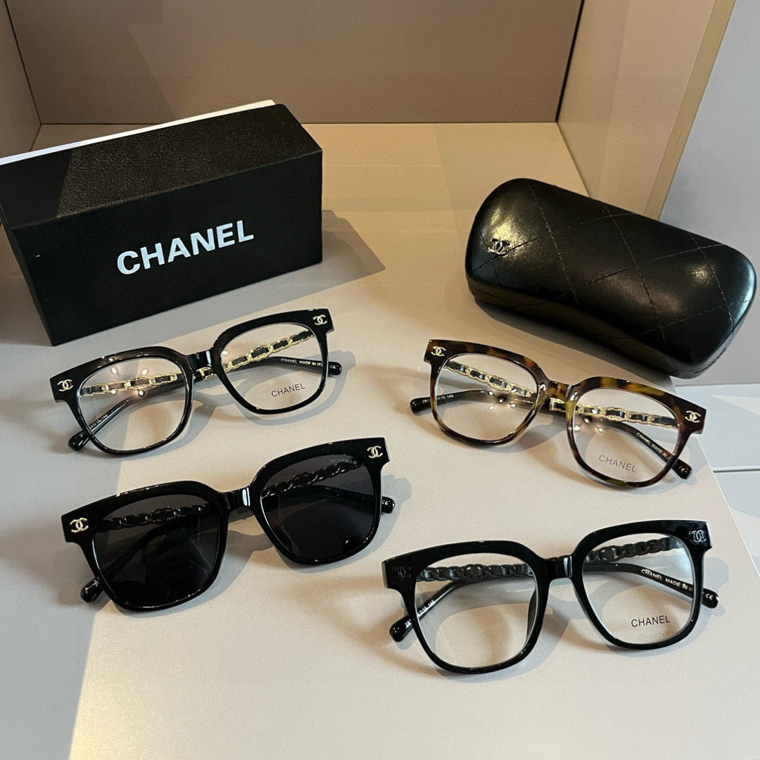 Chanel Oversized Silver Lens Sunglasses for Men & Women - 493544 - detail image 11