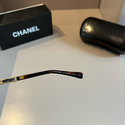 Chanel Oversized Silver Lens Sunglasses for Men & Women - 493544 - detail image 9
