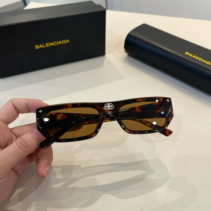 Balenciaga Rectangular Brown Lens Sunglasses for Men & Women - 487499 - detail image 5